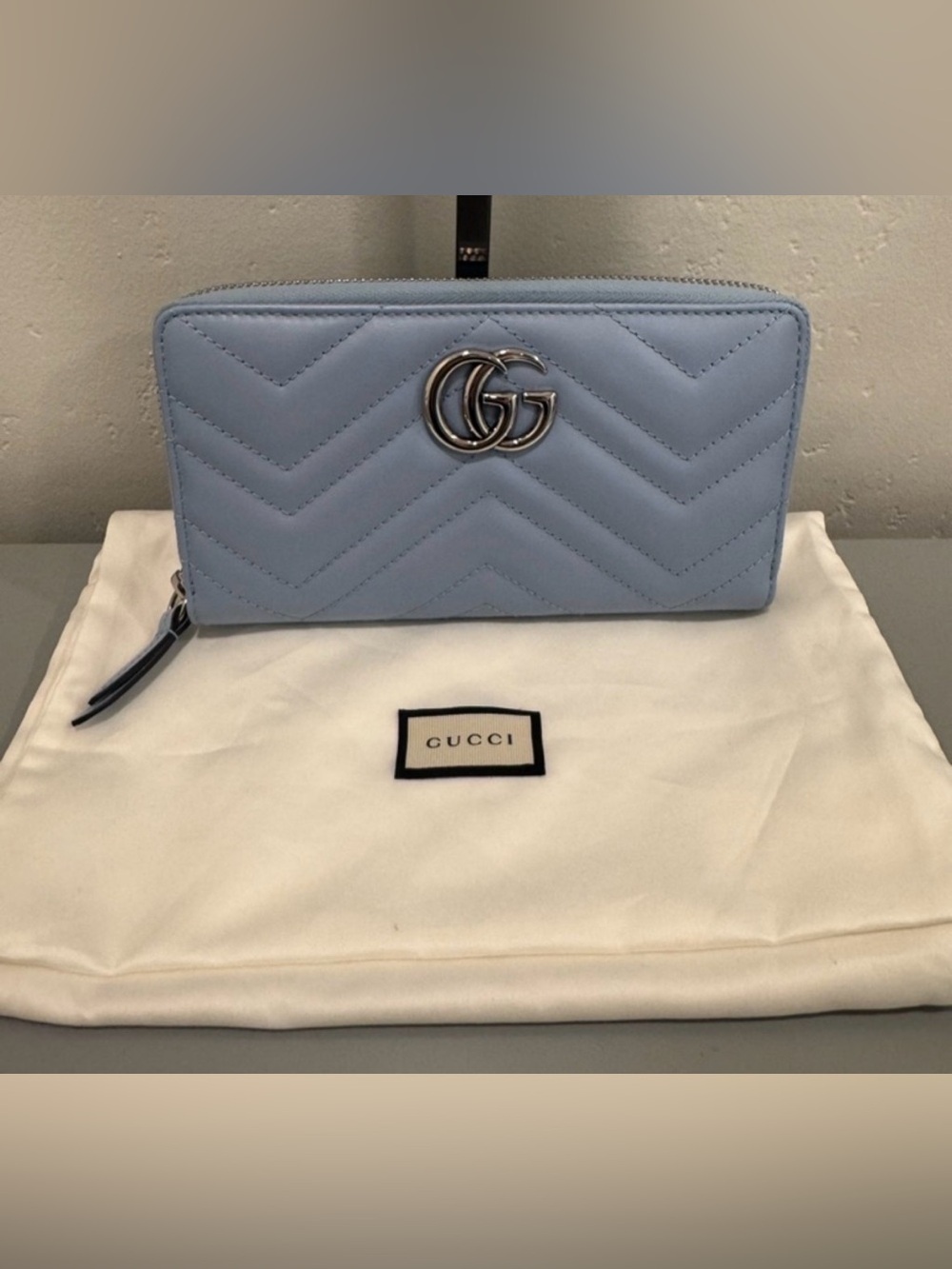 Gucci Marmot Sky Blue Quilted
GG Zip Wallet - Picture 2 of 9